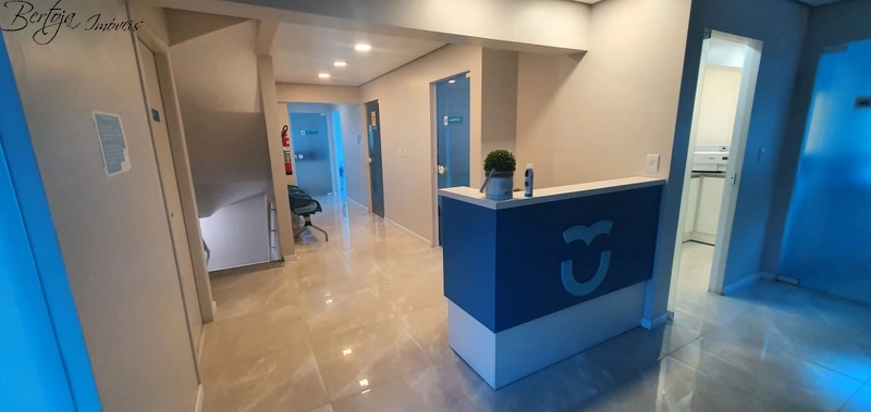 Sala comercial no centro: 2ª foto da galeria de imagens do imóvel