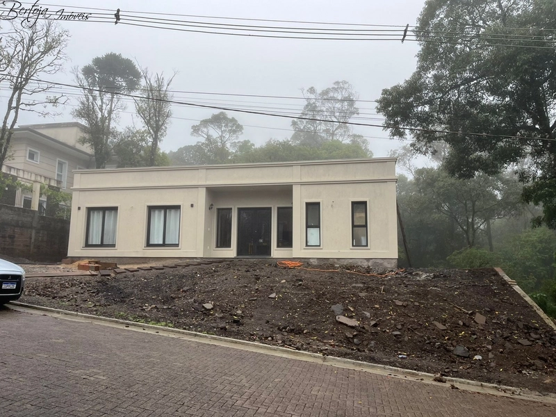 Casa no Bairro Carniel: 1ª foto da galeria de imagens do imóvel