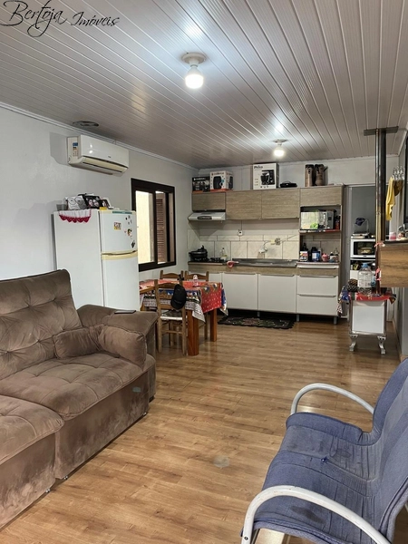 Casa no Vale dos Pinheiros: 4ª foto da galeria de imagens do imóvel