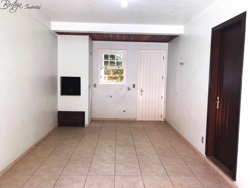 Casa Geminada com 03 dormitórios e mobiliada no Bairro Carniel: 13ª foto da galeria de imagens do imóvel