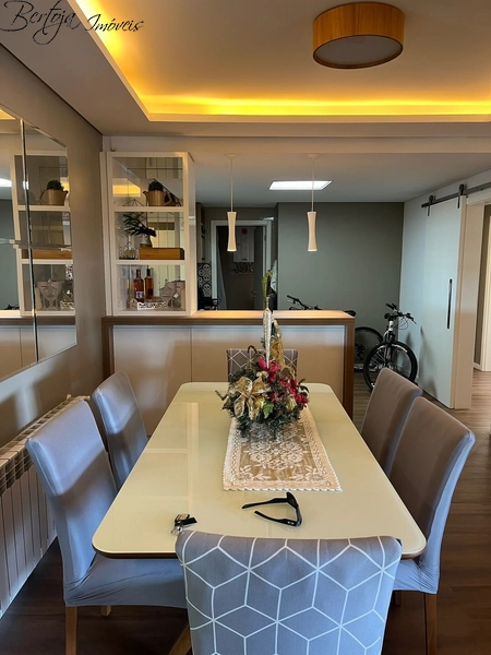 Apartamento com 03 suítes no centro de Canela: 1ª foto da galeria de imagens do imóvel