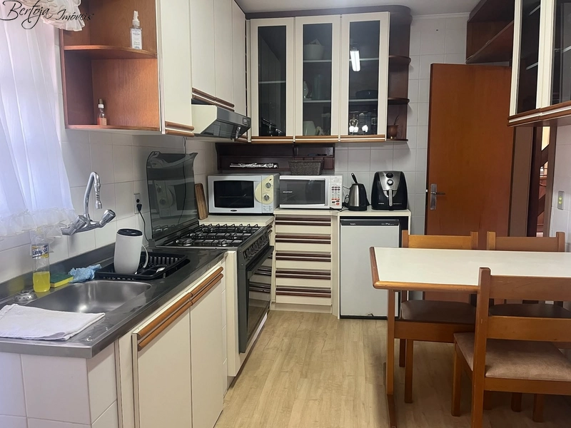 Apartamento mobiliado na Avenida das Hortensias: 6ª foto da galeria de imagens do imóvel