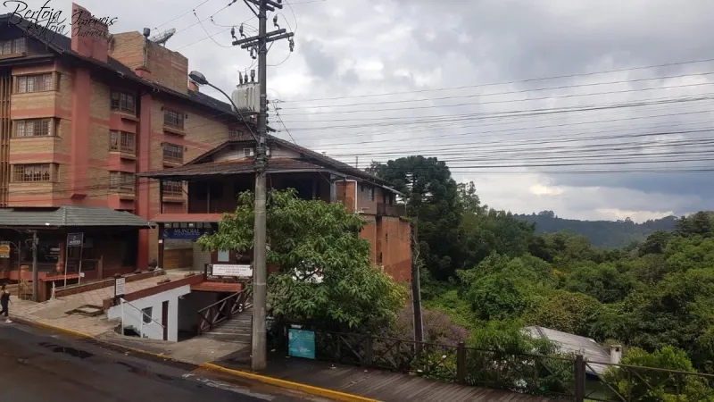 Casa Comercial no Bairro Centro em Gramado: 1ª foto da galeria de imagens do imóvel