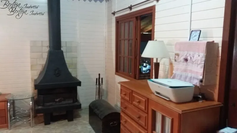 SÍTIO COM CASA E LICENÇA PARA CULTIVO DE MORANGOS: 23ª foto da galeria de imagens do imóvel