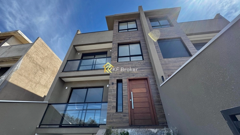 Sobrados/Triplex no Condomínio Monte Carlo – Tingui em Curitiba/PR: 2ª foto da galeria de imagens do imóvel