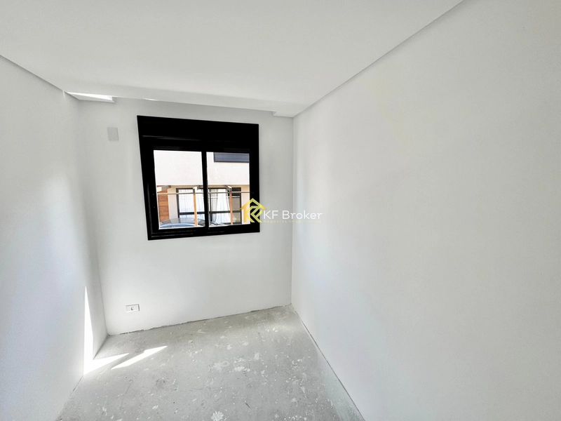 Sobrados/Triplex no Condomínio Monte Carlo – Tingui em Curitiba/PR: 16ª foto da galeria de imagens do imóvel