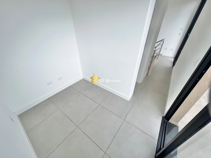 Sobrado/Triplex no Condomínio Monte Carlo – Tingui em Curitiba/PR: 31ª foto da galeria de imagens do imóvel