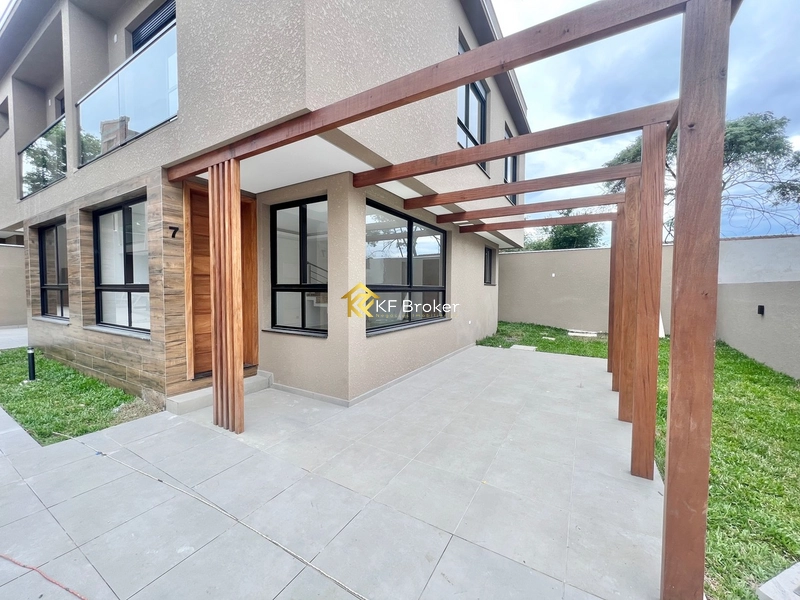 Sobrado/Triplex no Condomínio Monte Carlo – Tingui em Curitiba/PR: 6ª foto da galeria de imagens do imóvel