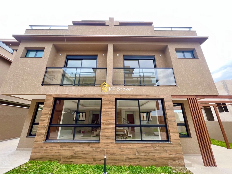 Sobrado/Triplex no Condomínio Monte Carlo – Tingui em Curitiba/PR: 3ª foto da galeria de imagens do imóvel