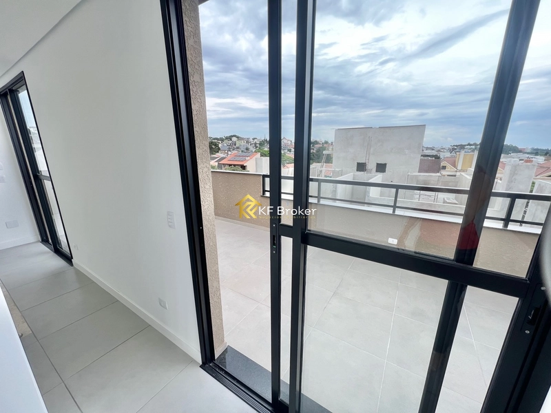 Sobrado/Triplex no Condomínio Monte Carlo – Tingui em Curitiba/PR: 29ª foto da galeria de imagens do imóvel