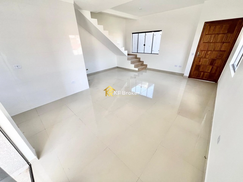 Sobrado de esquina à Venda, com 3 quartos - Jd. das Graças em Colombo: 10ª foto da galeria de imagens do imóvel