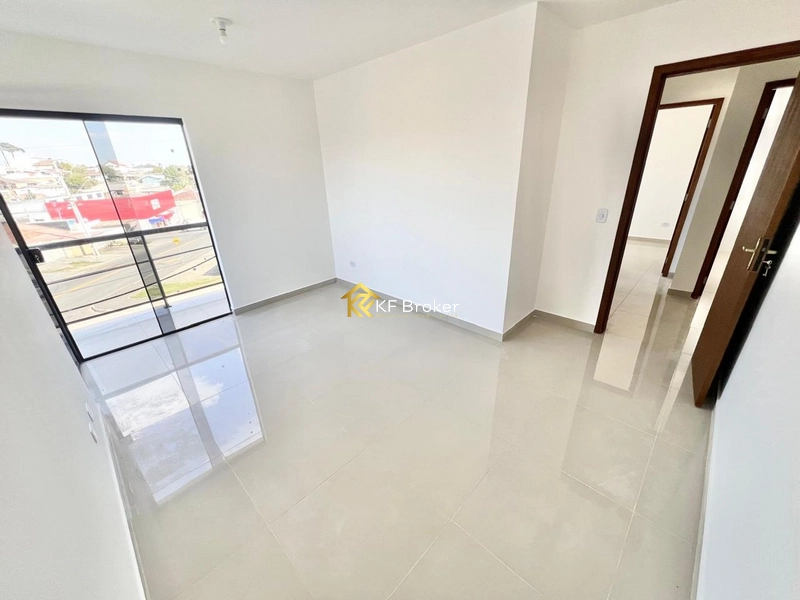 Sobrado de esquina à Venda, com 3 quartos - Jd. das Graças em Colombo: 2ª foto da galeria de imagens do imóvel