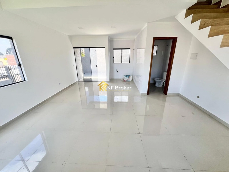 Sobrado de esquina à Venda, com 3 quartos - Jd. das Graças em Colombo: 11ª foto da galeria de imagens do imóvel