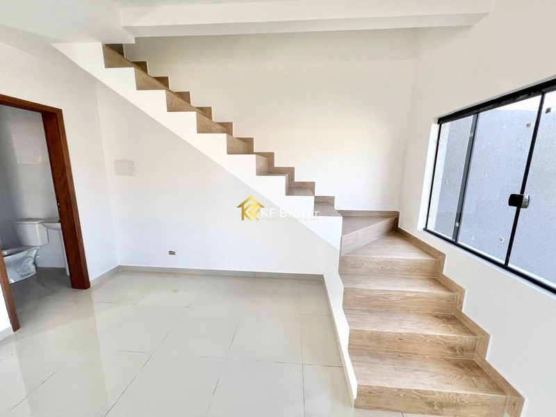 Sobrado de esquina à Venda, com 3 quartos - Jd. das Graças em Colombo: 8ª foto da galeria de imagens do imóvel