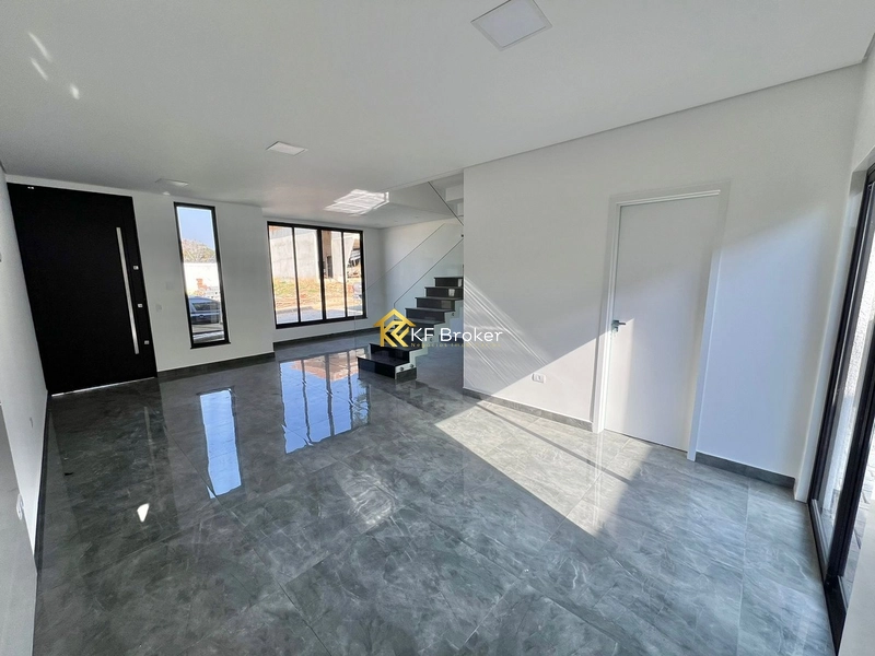 Sobrado à Venda, com 03 quartos - Guaraituba em Colombo/PR: 4ª foto da galeria de imagens do imóvel