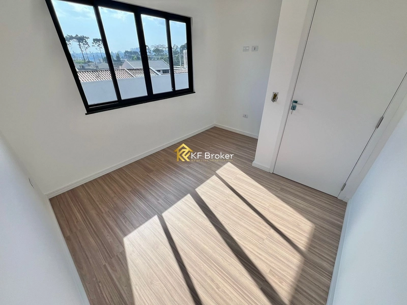 Sobrado à Venda, com 03 quartos - Guaraituba em Colombo/PR: 11ª foto da galeria de imagens do imóvel