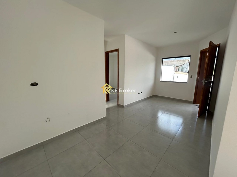 Casa Sobreposta à Venda, c/ 2 quartos - Parque Embu em Colombo: 2ª foto da galeria de imagens do imóvel