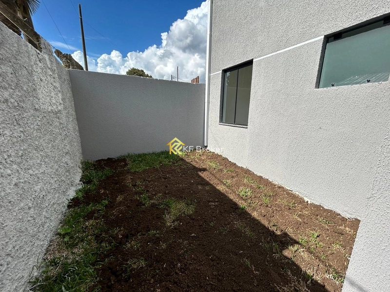 Casa Sobreposta à Venda, c/ 2 quartos - Parque Embu em Colombo: 9ª foto da galeria de imagens do imóvel