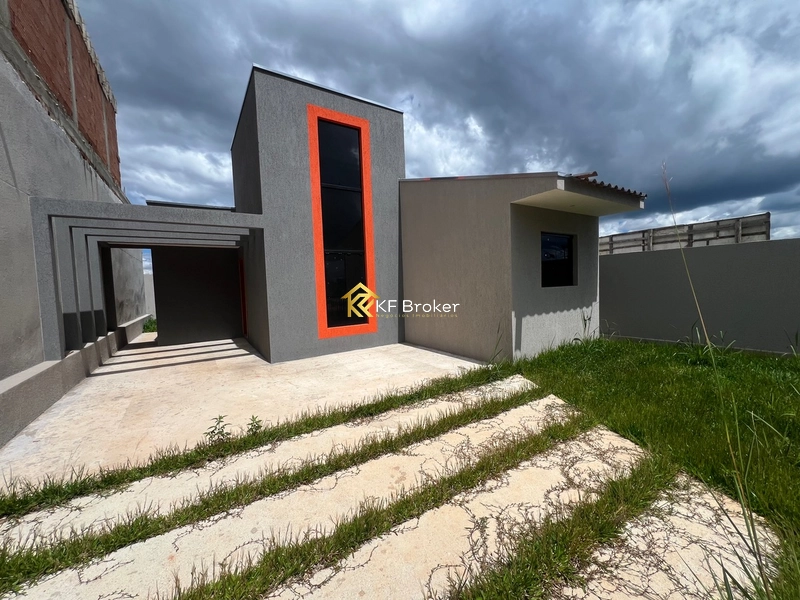 Casa à Venda, com 03 dormitórios, sendo 1 suíte - Rinção em Colombo/PR