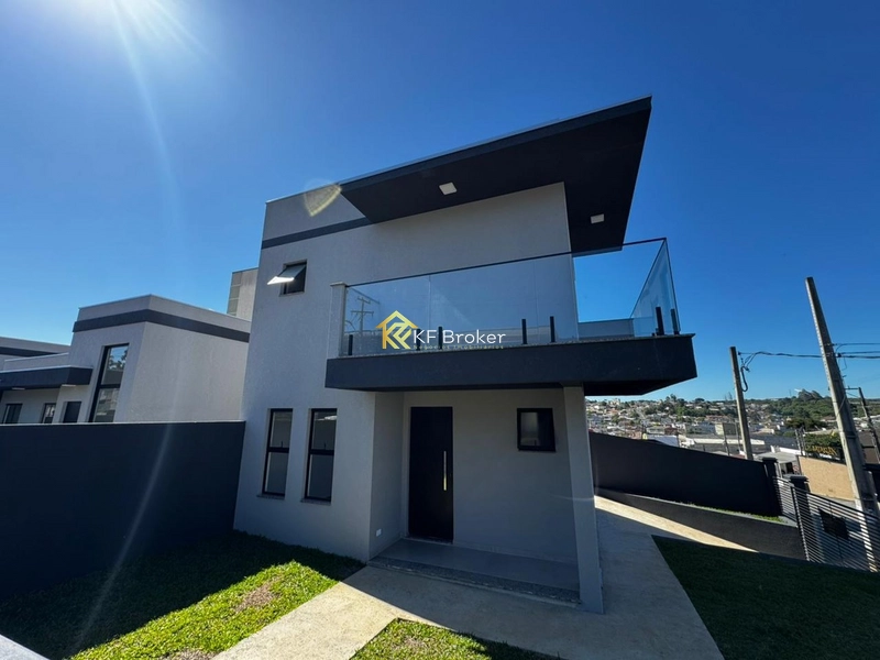 Sobrado de Esquina à venda - Paloma em Colombo/PR