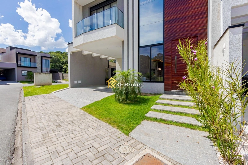 Casa Alto Padrão à Venda em Condomínio - Campo Pequeno em Colombo/PR: 4ª foto da galeria de imagens do imóvel