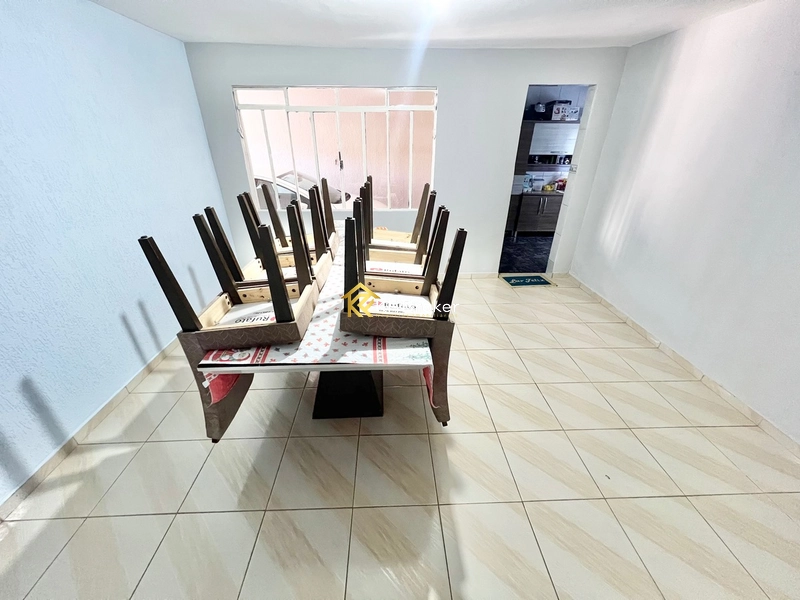 Casa à Venda, com 03 dormitórios - Fátima em Colombo/PR: 10ª foto da galeria de imagens do imóvel