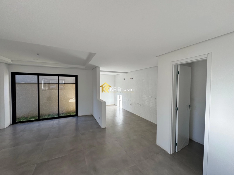 Sobrado em Condomínio à Venda - Santa Cândida em Curitiba/PR: 13ª foto da galeria de imagens do imóvel