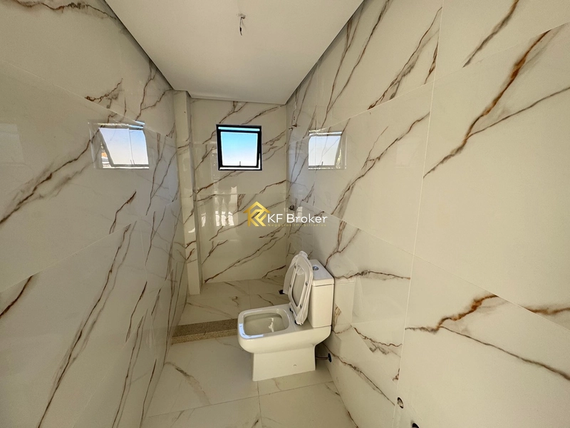 Sobrado em Condomínio à Venda - Santa Cândida em Curitiba/PR: 17ª foto da galeria de imagens do imóvel