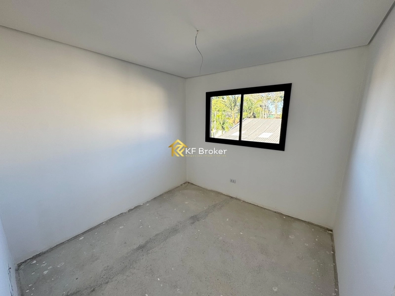 Sobrado à Venda - Santa Cândida em Curitiba/PR: 12ª foto da galeria de imagens do imóvel