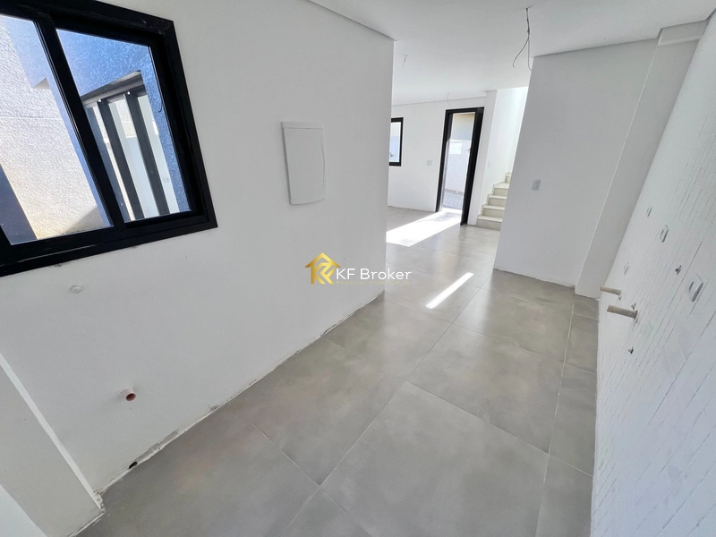 Sobrado à Venda - Santa Cândida em Curitiba/PR: 10ª foto da galeria de imagens do imóvel