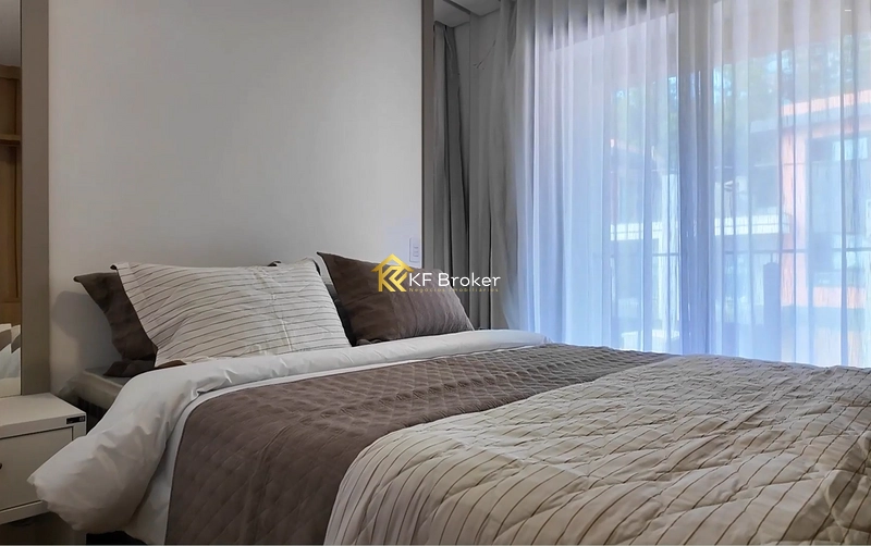 Triplex de Alto Padrão em Condomínio - Santa Cândida em Curitiba/PR: 7ª foto da galeria de imagens do imóvel