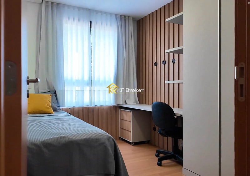 Triplex de Alto Padrão em Condomínio - Santa Cândida em Curitiba/PR: 10ª foto da galeria de imagens do imóvel