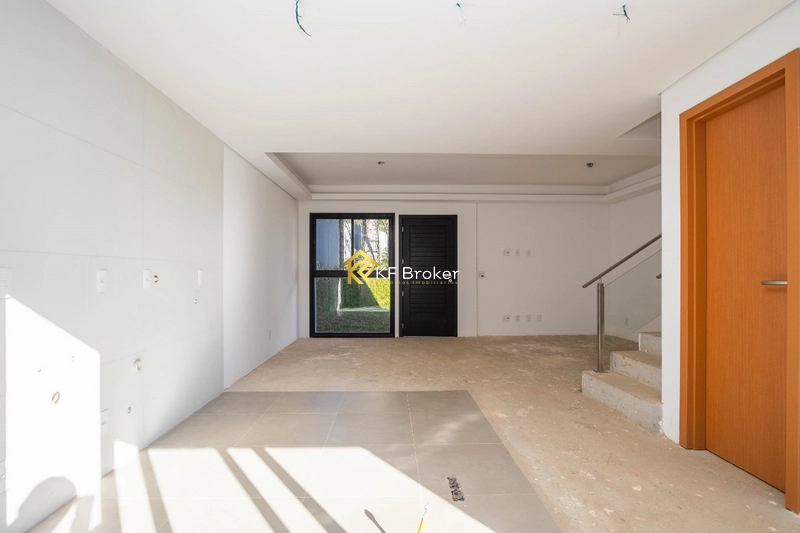 Triplex de Alto Padrão em Condomínio - Santa Cândida em Curitiba/PR: 23ª foto da galeria de imagens do imóvel