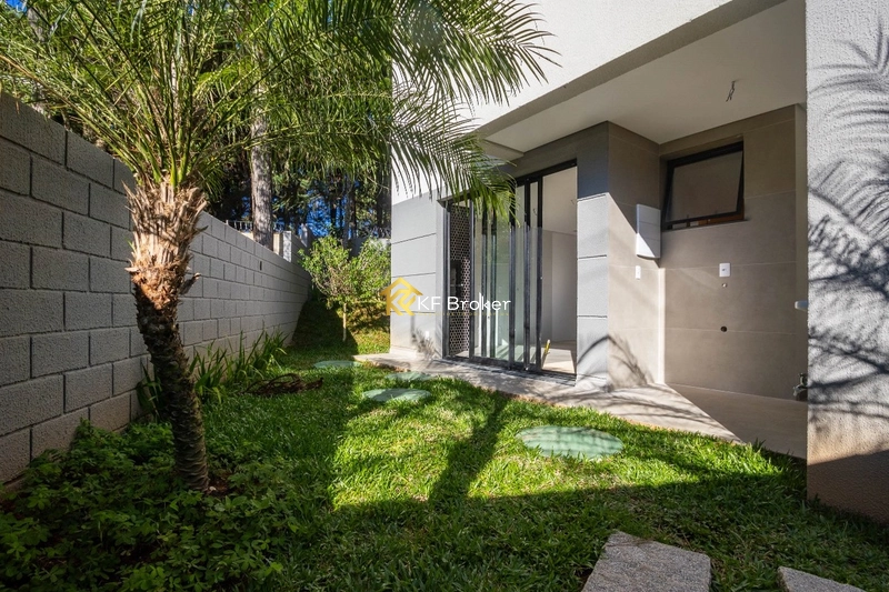 Triplex de Alto Padrão em Condomínio - Santa Cândida em Curitiba/PR: 34ª foto da galeria de imagens do imóvel