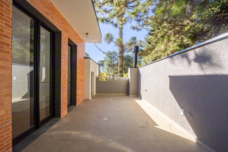 Triplex de Alto Padrão em Condomínio - Santa Cândida em Curitiba/PR: 15ª foto da galeria de imagens do imóvel