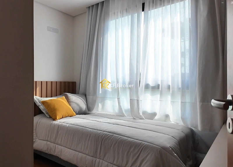 Triplex de Alto Padrão em Condomínio - Santa Cândida em Curitiba/PR: 9ª foto da galeria de imagens do imóvel