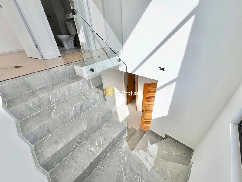 Sobrado de Esquina à Venda, com 03 quartos - Guaraituba em Colombo/PR: 9ª foto da galeria de imagens do imóvel