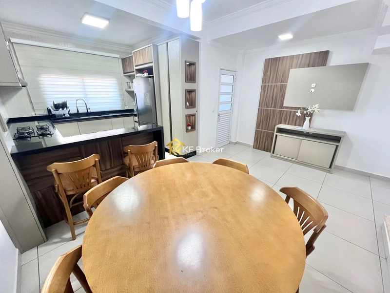 Sobrado Triplex em Condomínio à Venda – Bairro Alto em Curitiba/PR: 12ª foto da galeria de imagens do imóvel