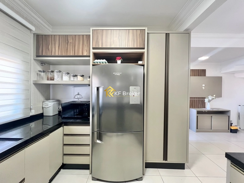 Sobrado Triplex em Condomínio à Venda – Bairro Alto em Curitiba/PR: 25ª foto da galeria de imagens do imóvel