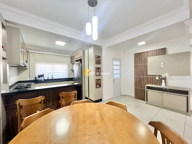 Sobrado Triplex em Condomínio à Venda – Bairro Alto em Curitiba/PR: 13ª foto da galeria de imagens do imóvel