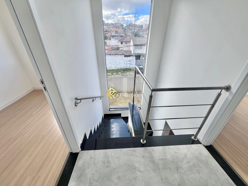 Sobrado de Esquina à Venda, com 01 suíte - Maracanã em Colombo/PR: 15ª foto da galeria de imagens do imóvel