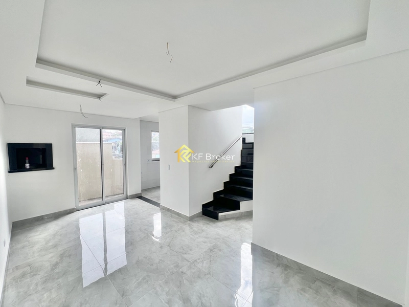 Sobrado de Esquina à Venda, com 01 suíte - Maracanã em Colombo/PR: 6ª foto da galeria de imagens do imóvel