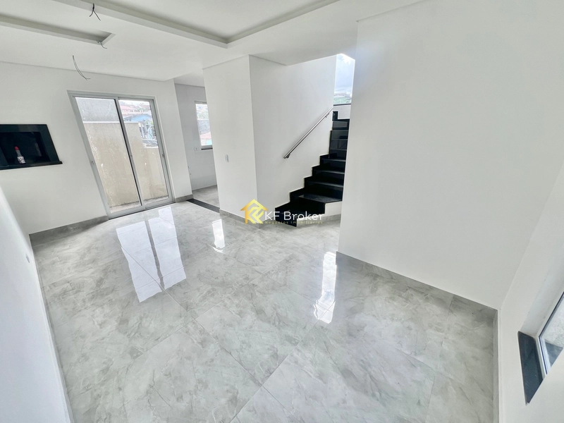 Sobrado de Esquina à Venda, com 01 suíte - Maracanã em Colombo/PR: 5ª foto da galeria de imagens do imóvel