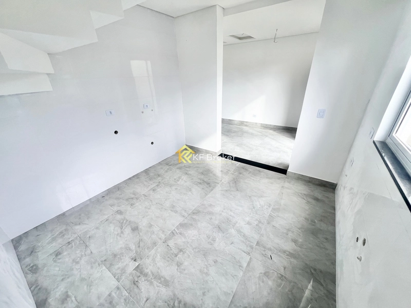 Sobrado de Esquina à Venda, com 01 suíte - Maracanã em Colombo/PR: 11ª foto da galeria de imagens do imóvel