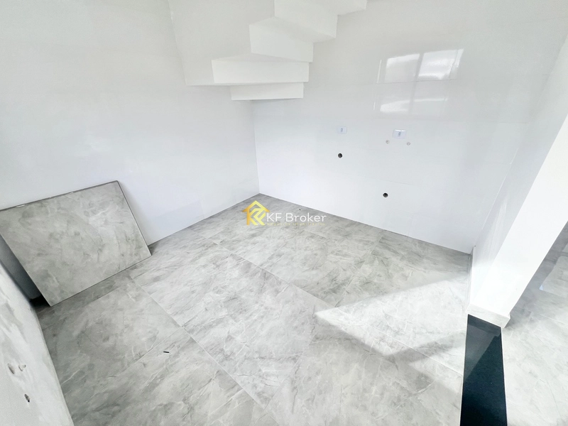 Sobrado de Esquina à Venda, com 01 suíte - Maracanã em Colombo/PR: 10ª foto da galeria de imagens do imóvel