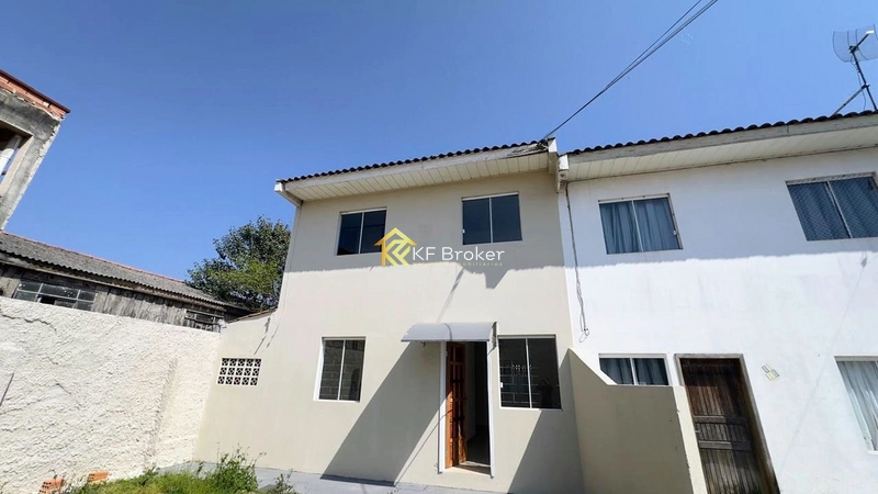 Sobrado em Condomínio à Venda, com 03 quartos - Jd Monza em Colombo/PR