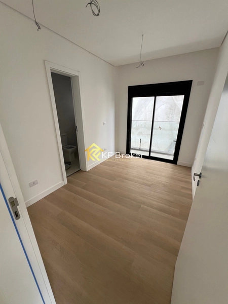 Sobrado à Venda em Cond., com 03 Suítes - Santa Cândida em Curitiba/PR: 15ª foto da galeria de imagens do imóvel