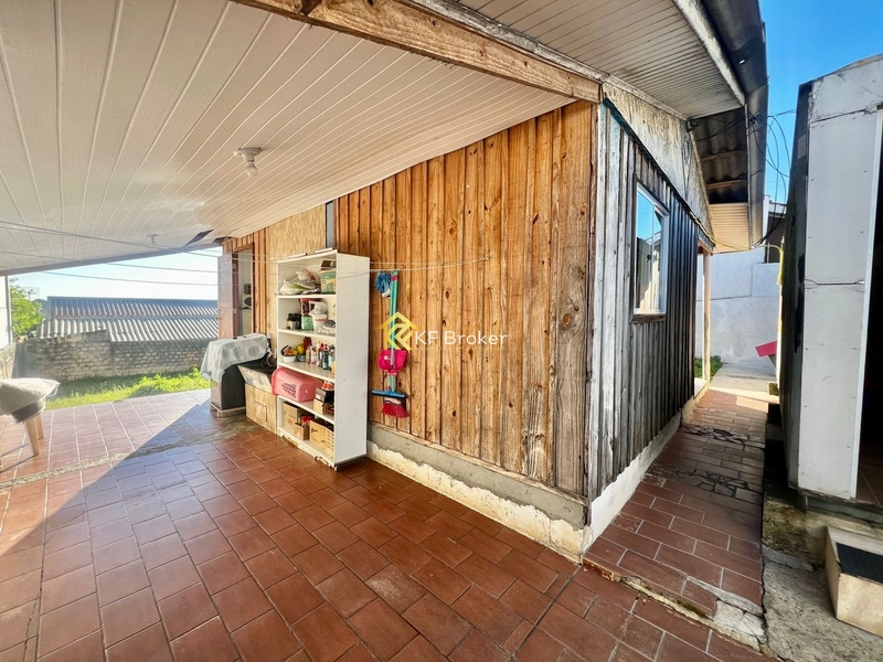 Terreno com Casa de Madeira e Contêiner Comercial – Campo Pequeno: 9ª foto da galeria de imagens do imóvel