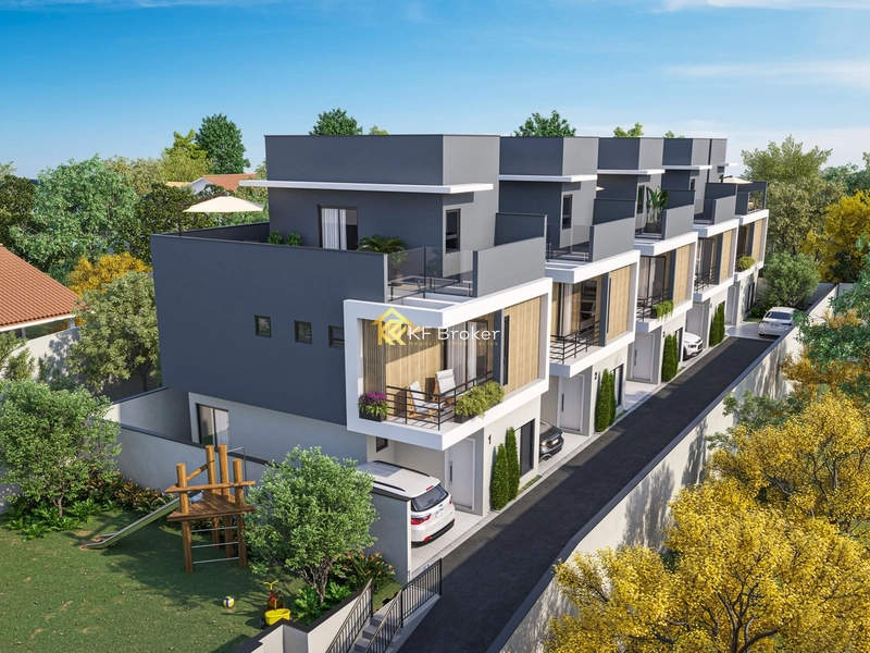 Sobrados Triplex à Venda, com 01 suíte - Bacacheri em Curitiba/PR: 3ª foto da galeria de imagens do imóvel