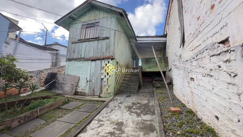 Terreno com Duas Casas à Venda - Jardim das Graças em Colombo/PR: 9ª foto da galeria de imagens do imóvel